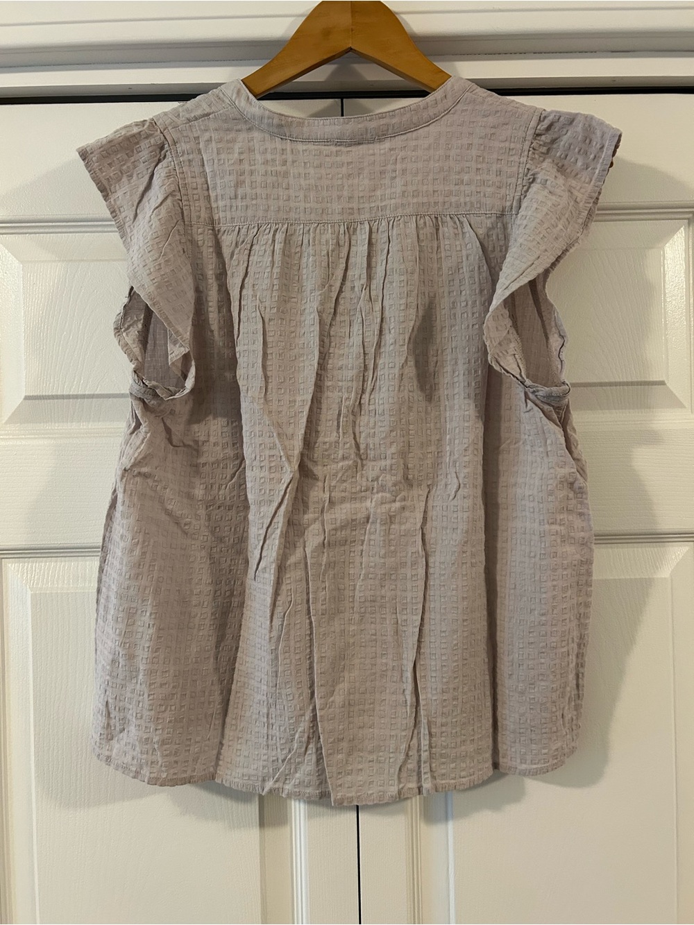 Lovestitch Light Gray Cap Sleeve Textured Women's Top - Picture 2 of 8